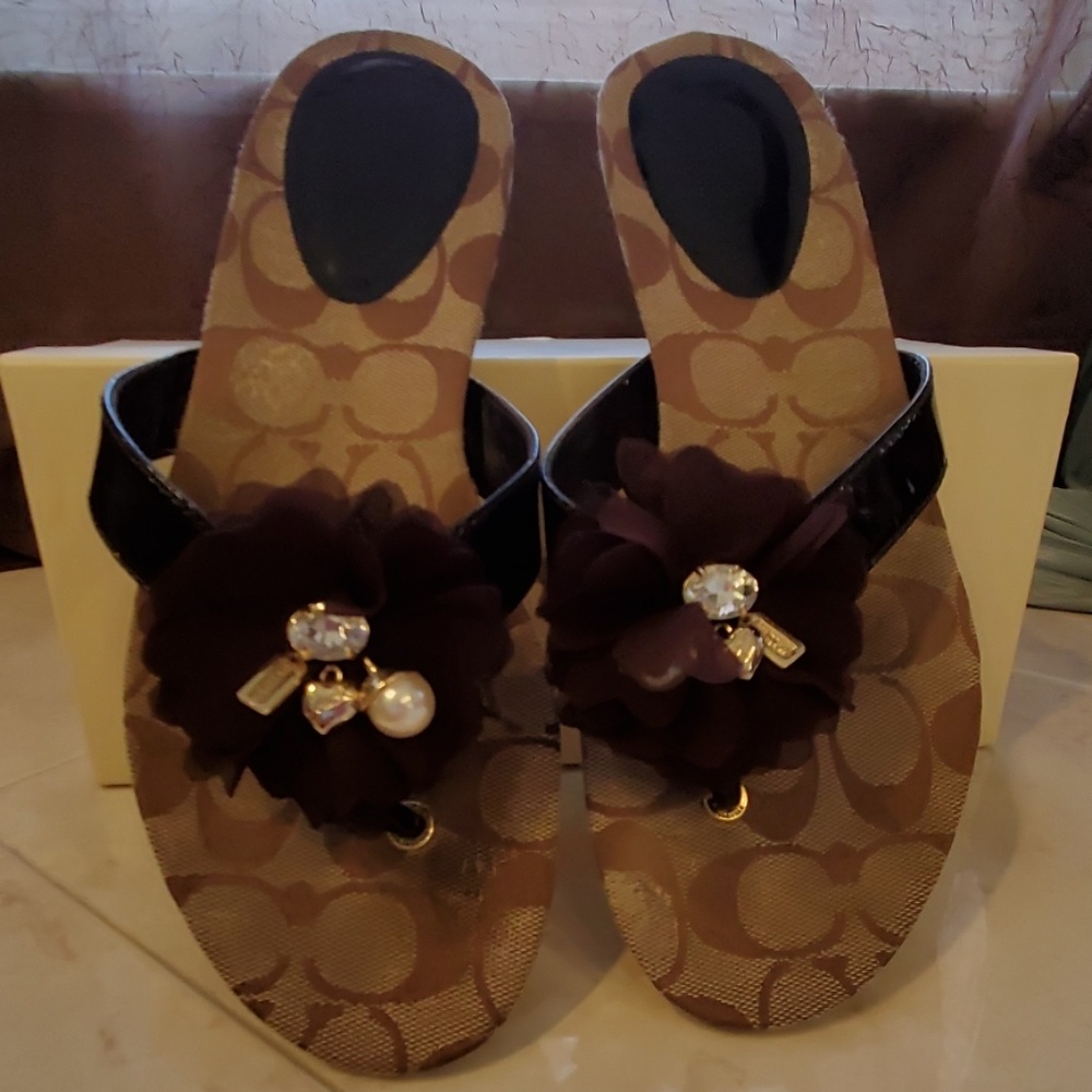 Coach sandals - Picture 2 of 5